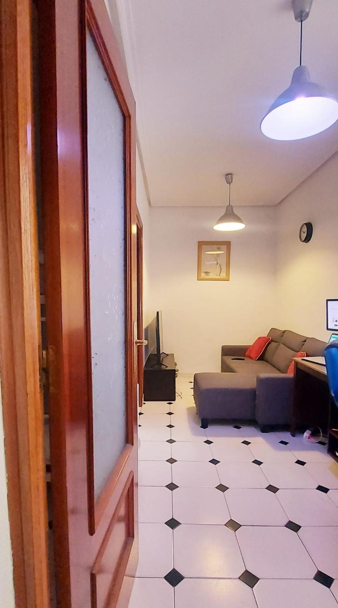 Privada En Un Compartido *